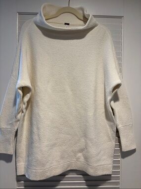 Free People Size Small Cream Cowl Neck Sweater
